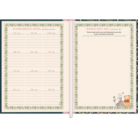 Foto ilustrativa Agenda Costurada Diária 17,6 x 23,9cm Pooh 2027