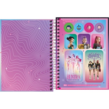 Foto ilustrativa Caderneta Espiral Capa Dura 1/8 Guerreiras do KPop 80 Folhas