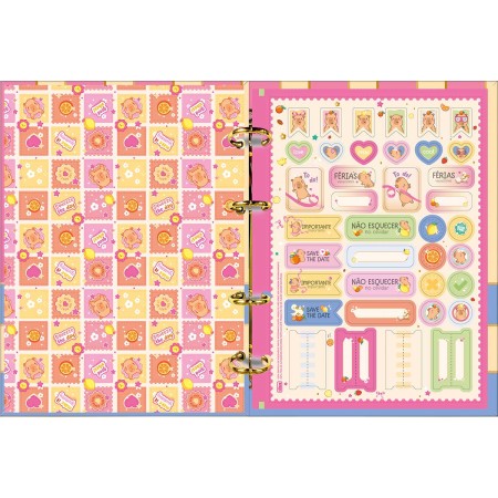 Foto ilustrativa Caderno Argolado Cartonado Colegial Capyclub 80 Folhas