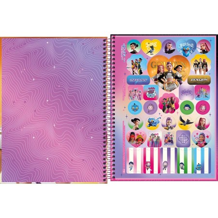 Foto ilustrativa Caderno Espiral Capa Dura Universitário 10 Matérias Guerreiras do KPop 160 Folhas