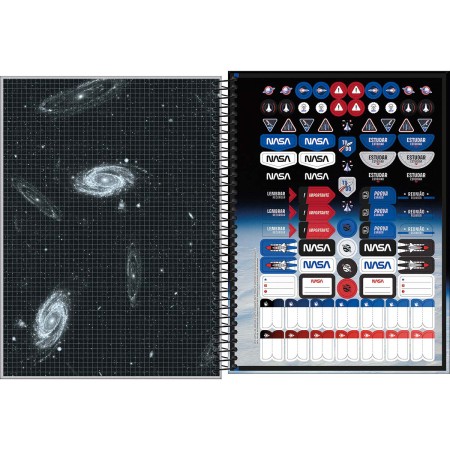 Foto ilustrativa Caderno Espiral Capa Dura Universitário 10 Matérias Nasa 160 Folhas