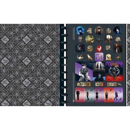 Foto ilustrativa Caderno Tilidisco Universitário Connect 10 Matérias Wandinha 160 Folhas