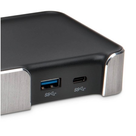 Foto ilustrativa Docking Station Universal SD5000T Thunderbolt 3