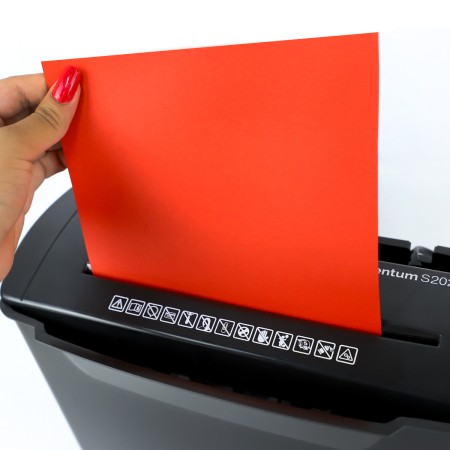 Foto ilustrativa Fragmentadora de papel Tilibra 5 Folhas - Momentum S202 220V