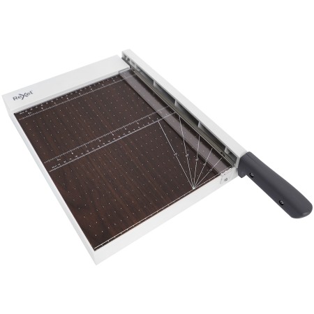 Foto ilustrativa Guilhotina de Mesa 8 Folhas A4 Rexel Base 30x25cm ClassiCut 1208W