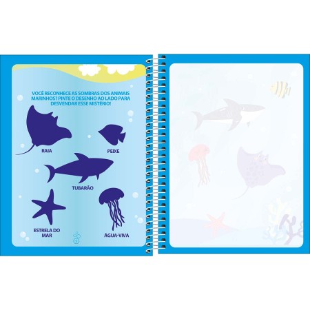 Foto ilustrativa Livro Mágico para Pintura com Água - Fundo do Mar