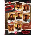 Foto ilustrativa Caderno Espiral Capa Dura Universitário Connect 10 Matérias Stranger Things 160 Folhas