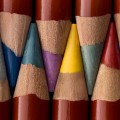 Foto ilustrativa Lápis de Cor Permanente Drawing 72 Cores Estojo Lata